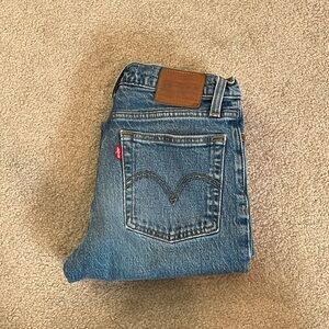 Levi’s wedgie straight